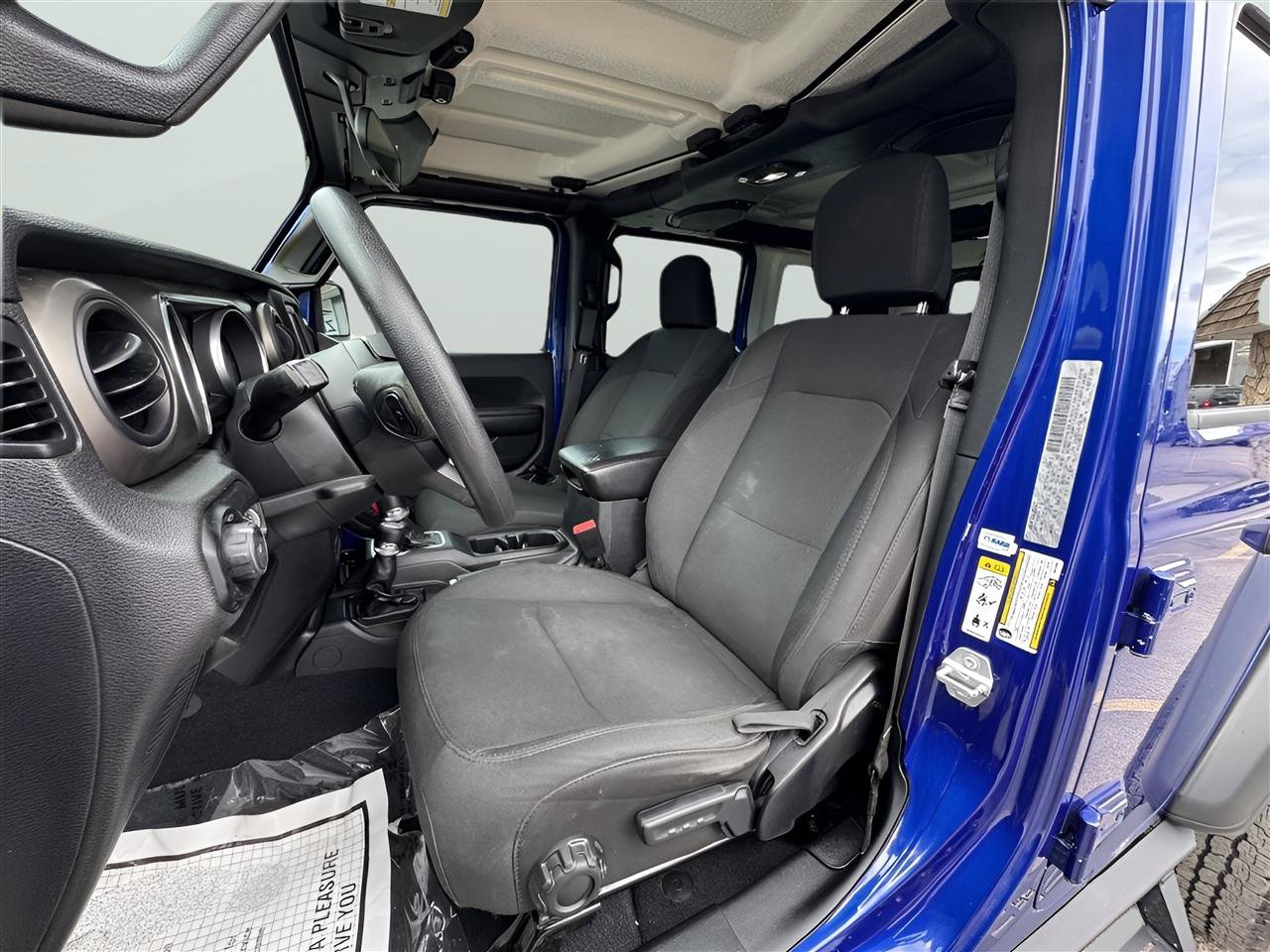 Used 2018 Jeep Wrangler Unlimited Sport AWD/4WD image 27