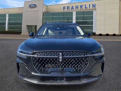New 2026 Lincoln Nautilus Reserve w/ Jet Appearance Package image 2