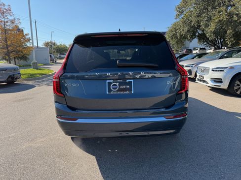 New 2026 Volvo XC90 B6 Core image 5