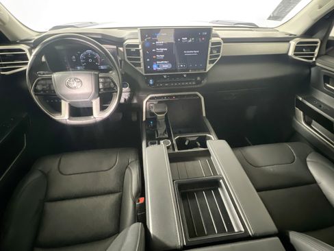 Used 2024 Toyota Tundra Limited AWD/4WD image 30