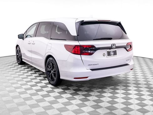 Used 2024 Honda Odyssey Sport image 4