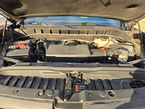 Used 2019 Chevrolet Silverado 1500 High Country w/ Technology Package image 31