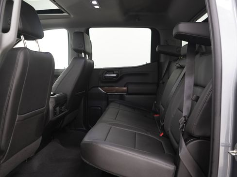 Used 2021 Chevrolet Silverado 1500 LT Trail Boss w/ Convenience Package II AWD/4WD image 15
