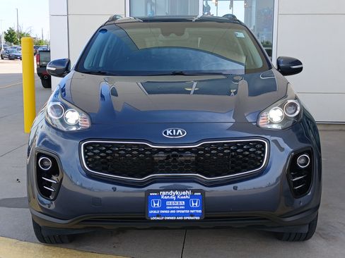 Used 2018 Kia Sportage EX w/ Option Group 040 AWD/4WD image 4
