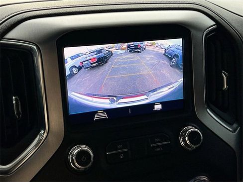 Used 2023 GMC Sierra 2500 SLE w/ SLE Value Package; image 18