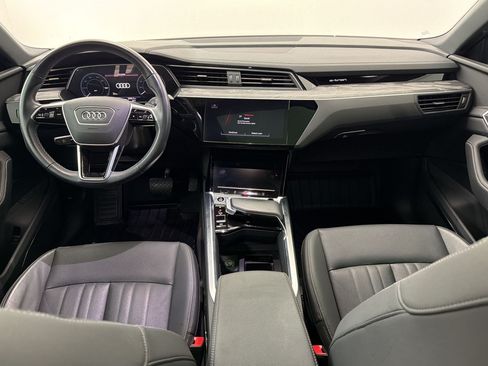 Certified 2024 Audi Q8 e-tron Premium Plus w/ Premium Plus Package AWD/4WD image 15