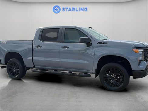 Certified 2025 Chevrolet Silverado 1500 Custom Trail Boss w/ Turbomax Blackout Package AWD/4WD image 12
