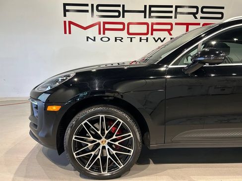 Used 2023 Porsche Macan S AWD/4WD image 3