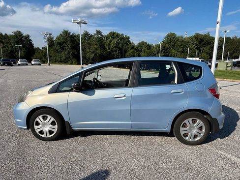 Used 2010 Honda Fit image 5
