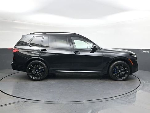 Used 2024 BMW X7 M60i w/ Executive Package image 3