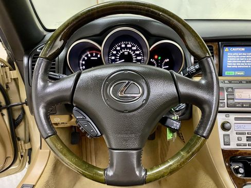Used 2006 Lexus SC 430 Convertible RWD image 25