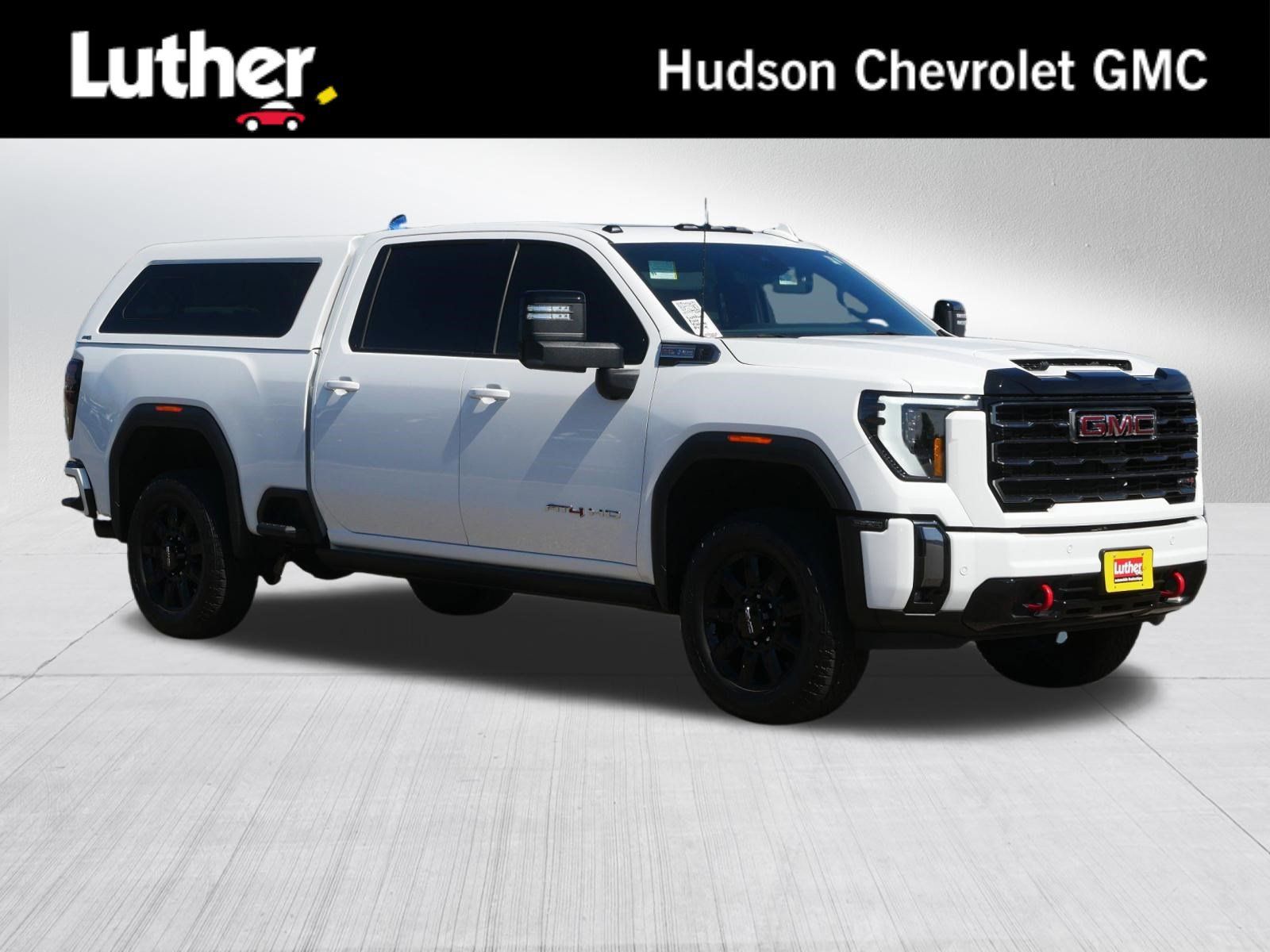 Used 2024 GMC Sierra 2500 AT4 w/ AT4 Premium Plus Package AWD/4WD image 1