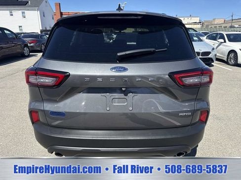 Used 2025 Ford Escape ST-Line Select AWD/4WD image 4