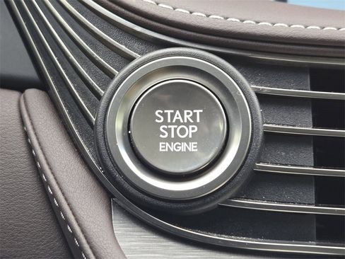 Used 2018 Lexus LS 500 image 21