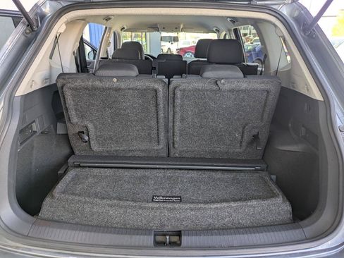 Used 2020 Volkswagen Tiguan S FWD image 13