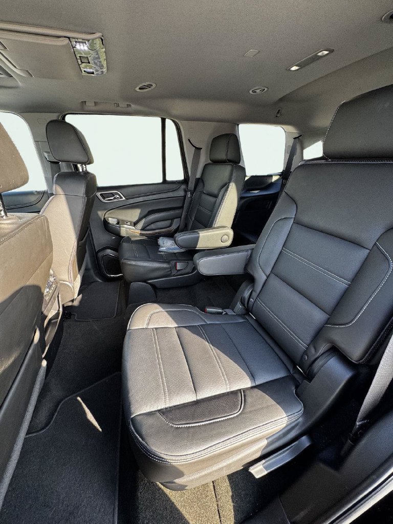 Used 2018 GMC Yukon Denali w/ Open Road Package AWD/4WD image 30