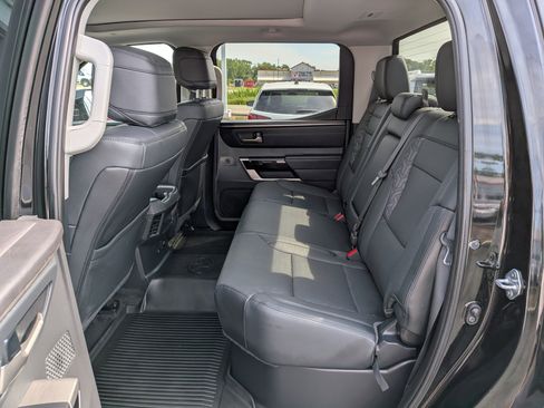 Used 2024 Toyota Tundra Limited AWD/4WD image 21