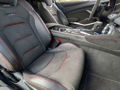 Used 2023 Chevrolet Camaro ZL1 image 33