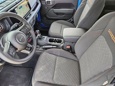 New 2026 Jeep Gladiator Mojave image 17