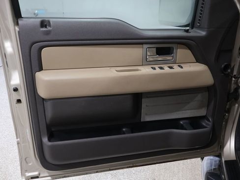 Used 2010 Ford F150 XLT image 14