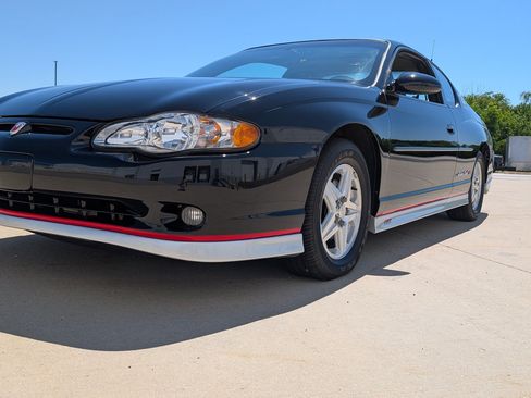 Used 2002 Chevrolet Monte Carlo SS w/ Pace Car Replica Pkg FWD image 4