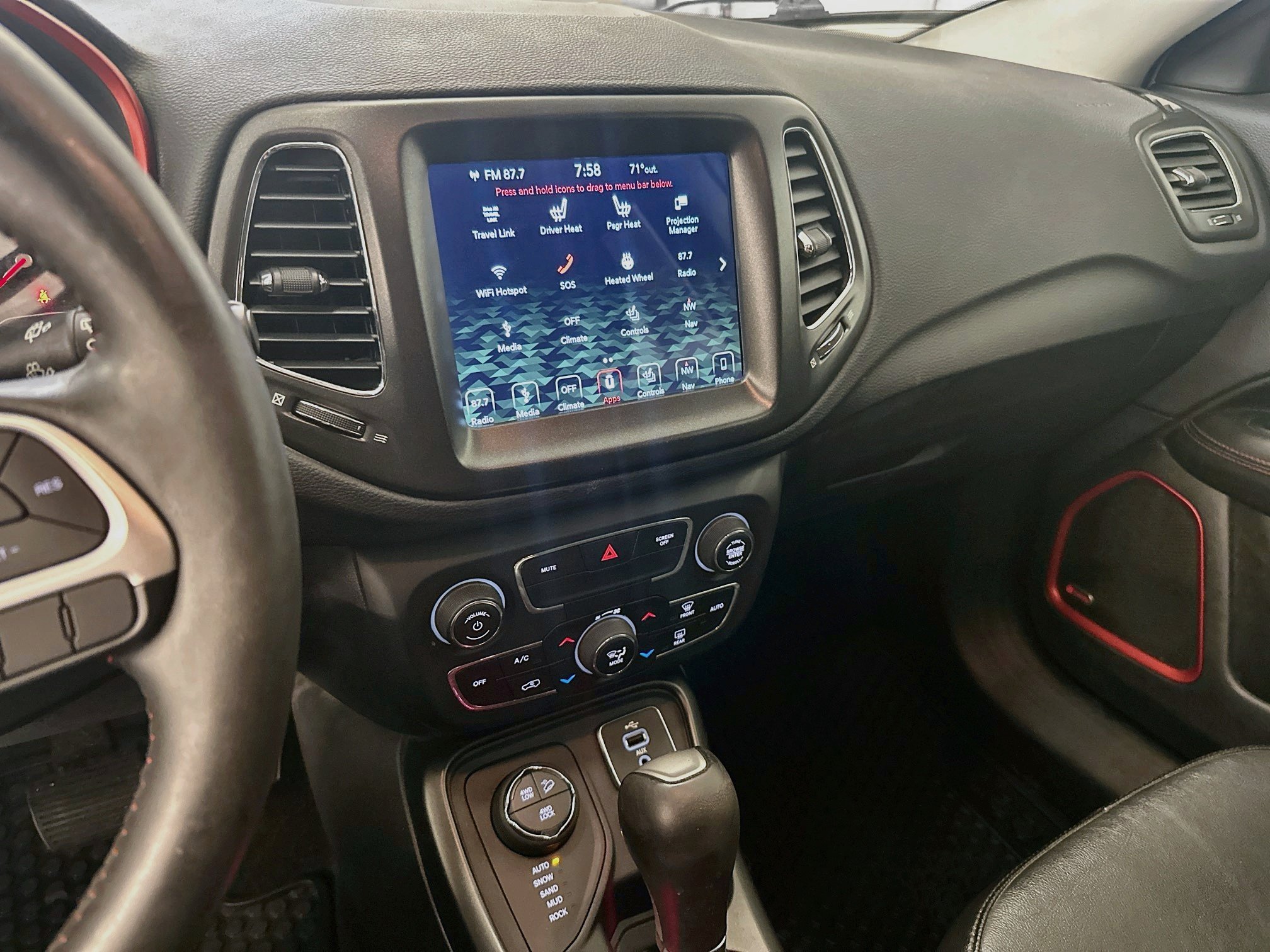 Used 2018 Jeep Compass Trailhawk w/ Navigation Group AWD/4WD image 26
