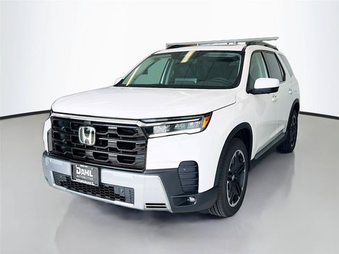 New 2026 Honda Pilot image 4