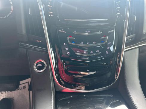 Used 2016 Cadillac Escalade ESV Platinum AWD/4WD image 25