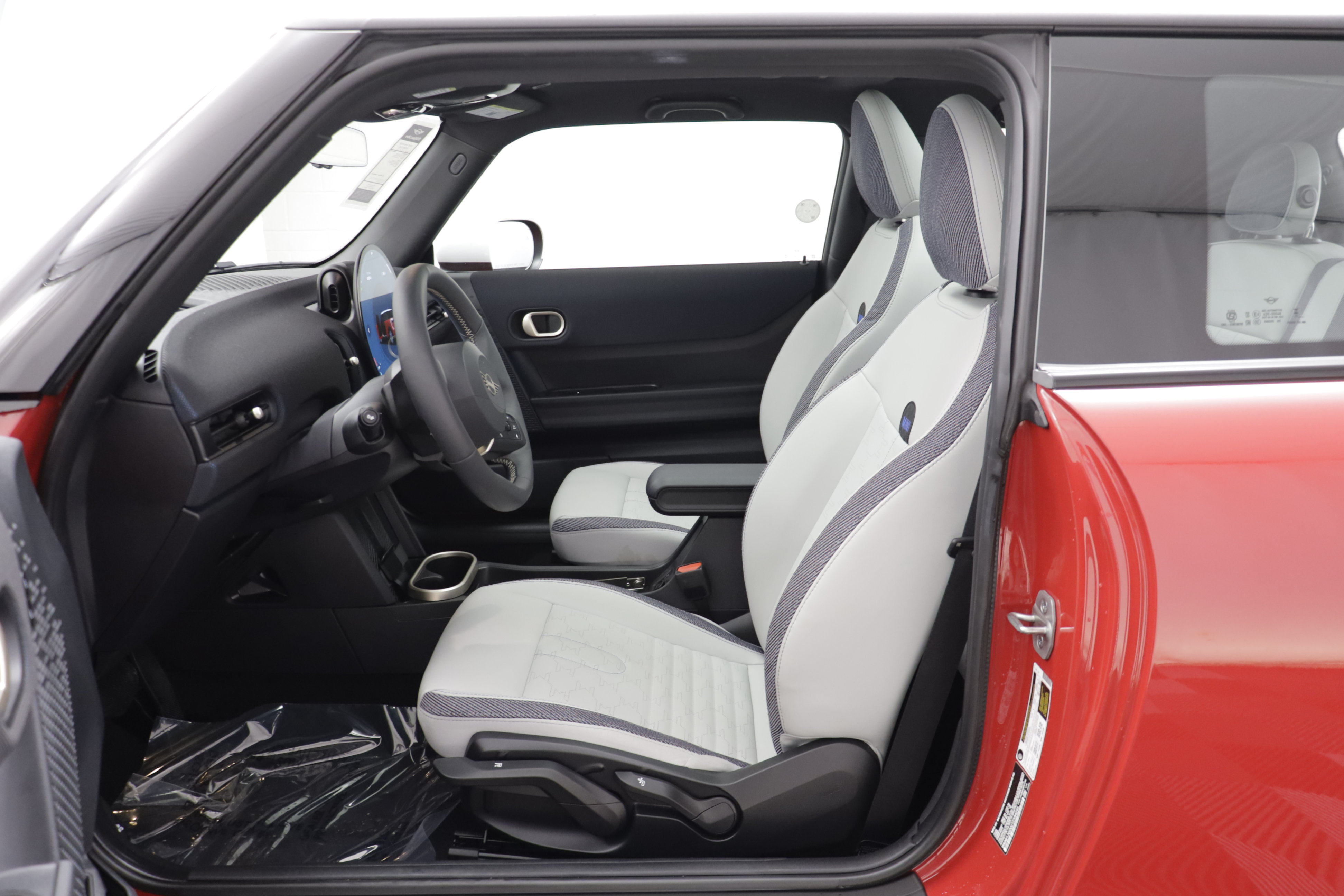 Certified 2026 MINI Cooper 2-Door Hardtop FWD image 5