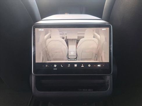 Used 2025 Tesla Model 3 Long Range image 15