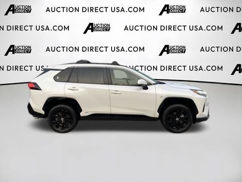 Used 2022 Toyota RAV4 SE w/ Convenience Package AWD/4WD image 27
