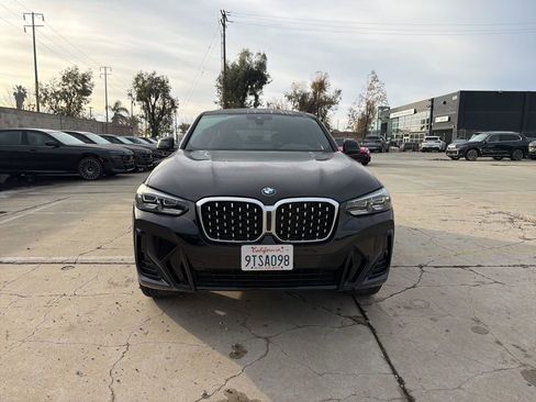 Used 2025 BMW X4 xDrive30i image 8