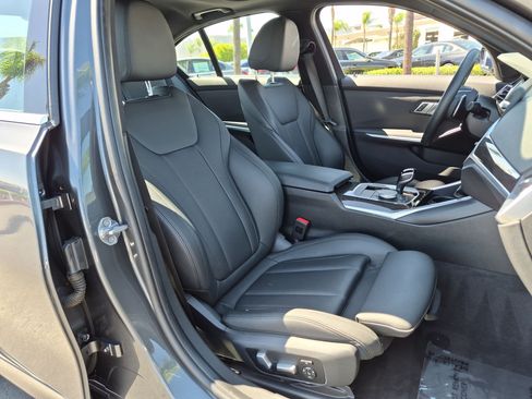 Used 2019 BMW 330i Sedan w/ Convenience Package RWD image 33