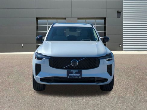 New 2026 Volvo XC90 B6 Ultra w/ Protection Package Premier AWD/4WD image 2
