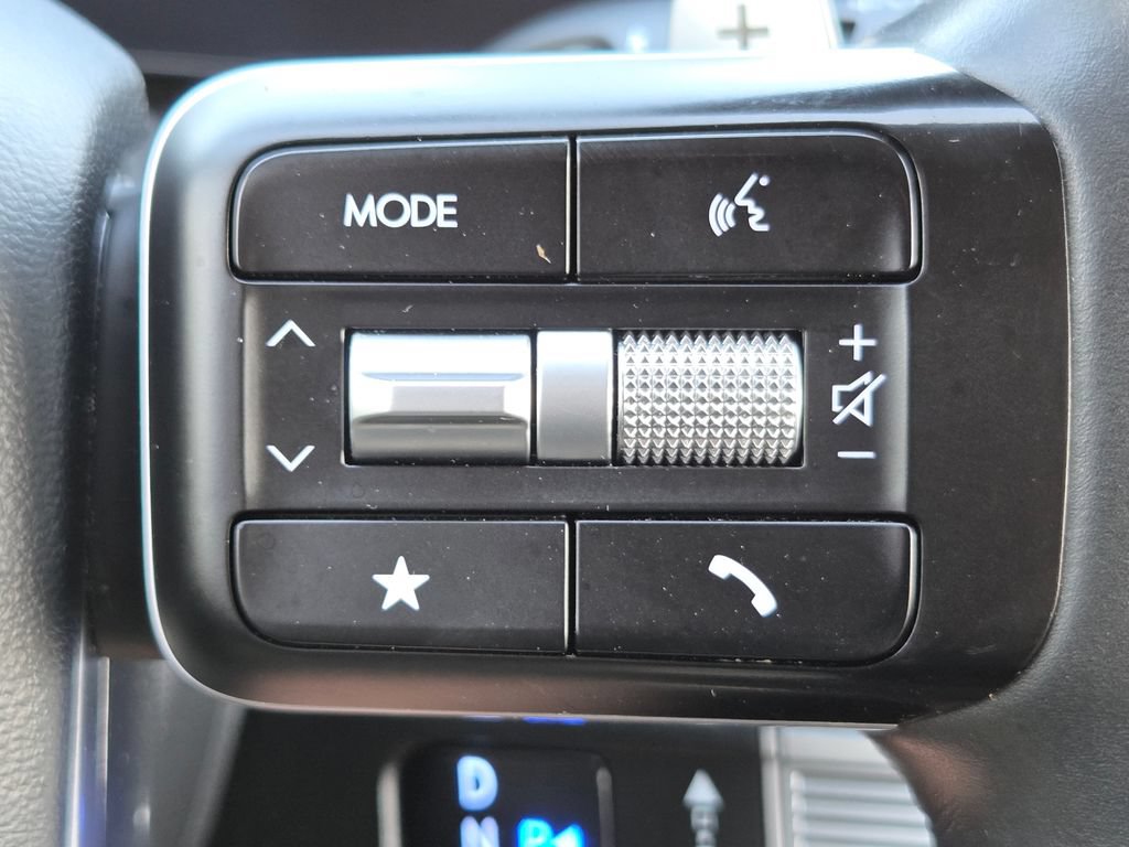 Used 2024 Hyundai Santa Fe SE AWD/4WD image 8