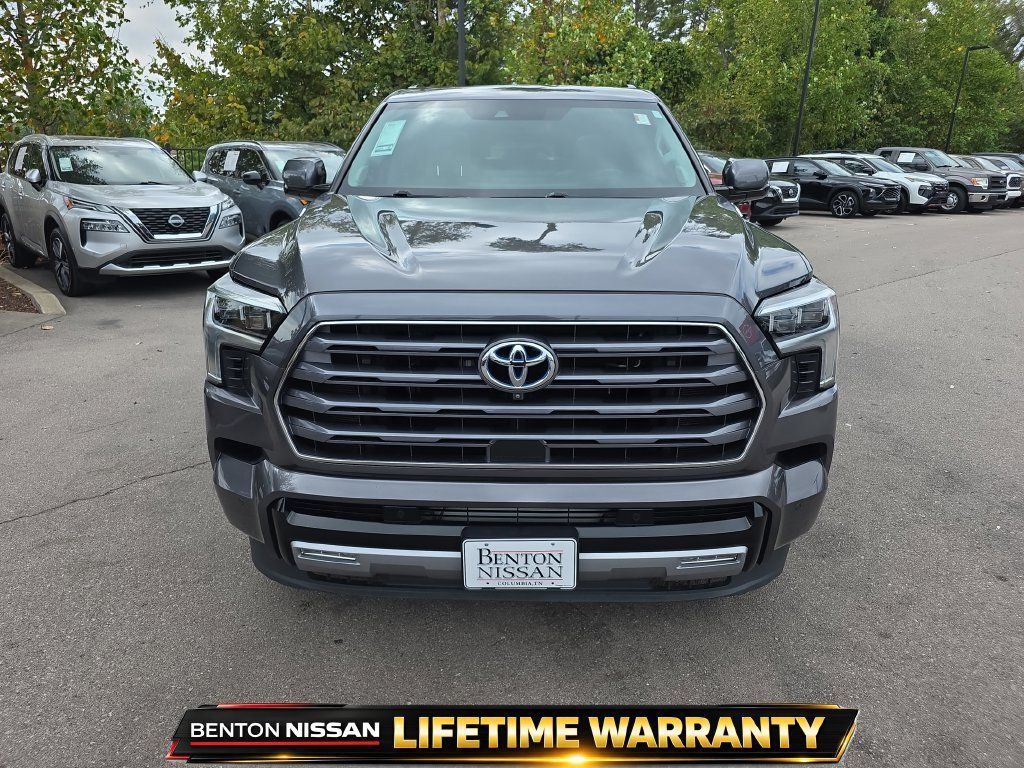 Used 2023 Toyota Sequoia Limited w/ Tow Technology Package AWD/4WD image 12