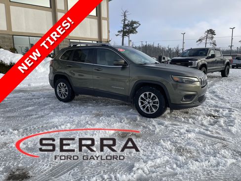 Used 2021 Jeep Cherokee Latitude Lux image 1