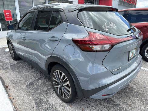 Certified 2021 Nissan Kicks SV image 4