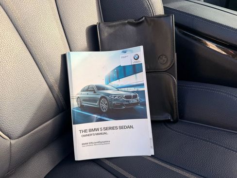 Used 2017 BMW 530i xDrive w/ Premium Package image 31