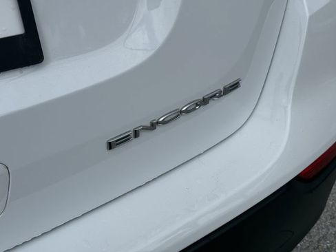 Used 2022 Buick Encore Preferred w/ Safety Package FWD image 12