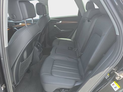Used 2023 Audi Q5 2.0T Premium w/ Convenience Package AWD/4WD image 28