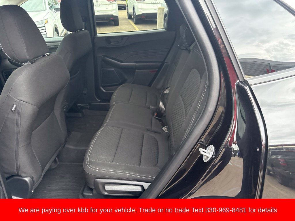 Used 2024 Ford Escape Active AWD/4WD image 9