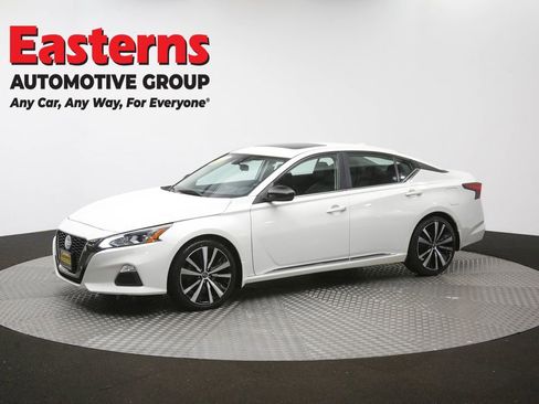Used 2022 Nissan Altima 2.0 SR FWD image 58