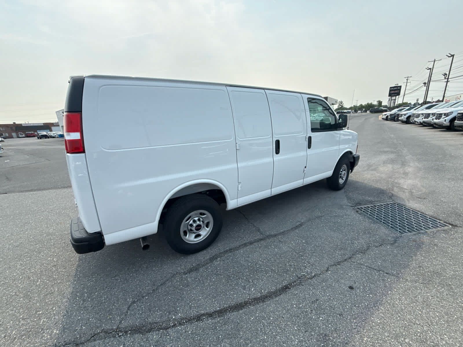 New 2026 GMC Savana 2500 w/ Driver Convenience Package RWD image 21