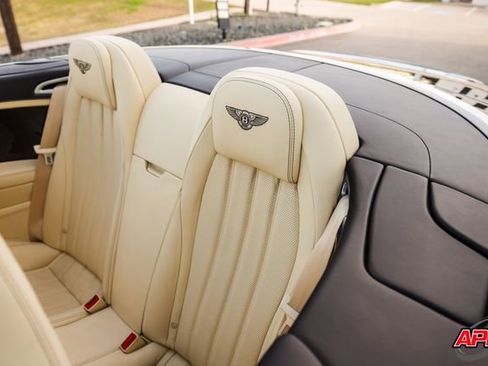 Used 2015 Bentley Continental GT image 67
