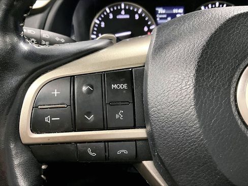 Used 2022 Lexus RX 350L FWD w/ Premium Package image 24