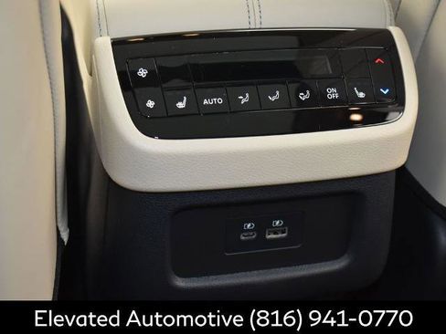 Certified 2025 INFINITI QX60 Luxe w/ Lighting Package (N94) image 24