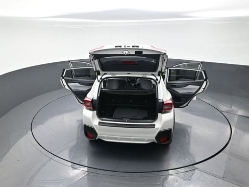 Used 2023 Subaru Crosstrek 2.0i Premium image 13