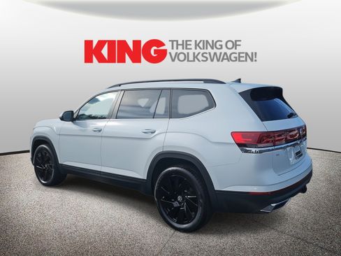 New 2026 Volkswagen Atlas SE image 6