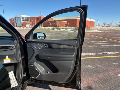 New 2026 Buick Enclave Avenir w/ Super Cruise Package image 23